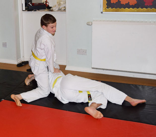 Shoulder Lock